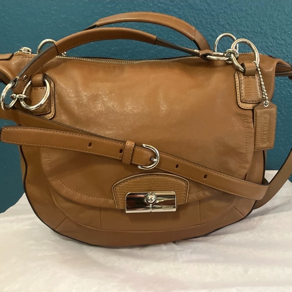 COACH Large Kristin Saddle Leather Satchel/Crossbody in MINT Condition!